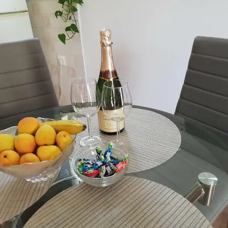 Bond With Private Parking