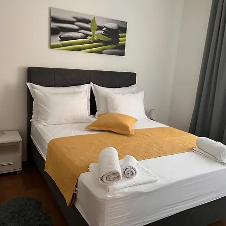 Appartement Bond With Private Parking *